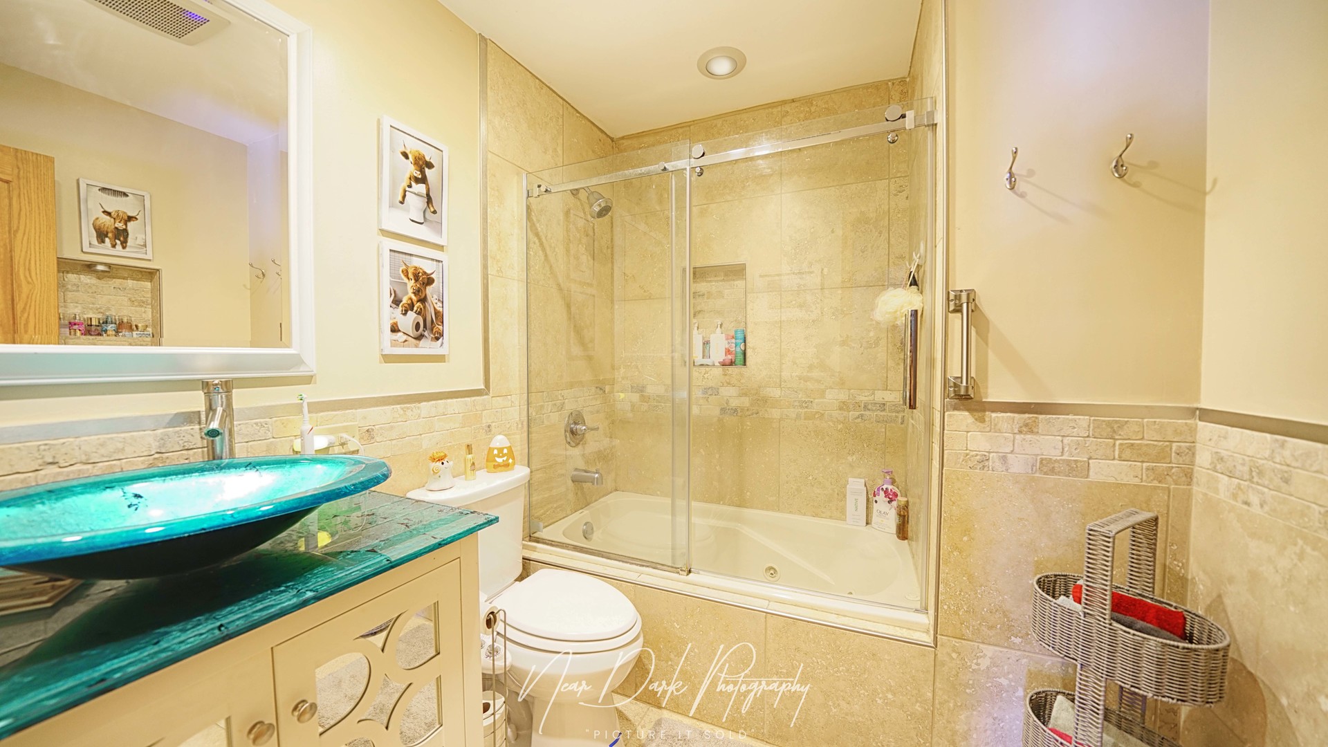 127 E GRAND Avenue, Fox Lake, IL 60020