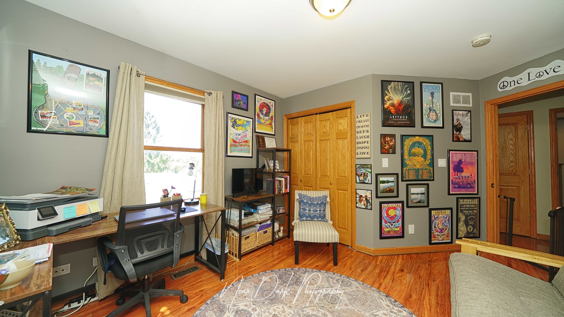 127 E GRAND Avenue, Fox Lake, IL 60020