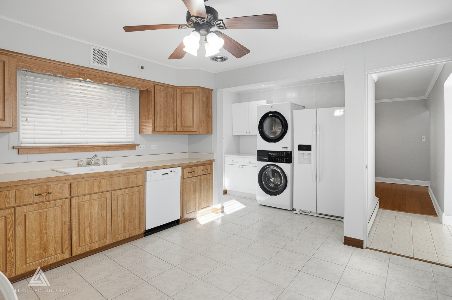 3712 W 115th Street, Chicago, IL 60655