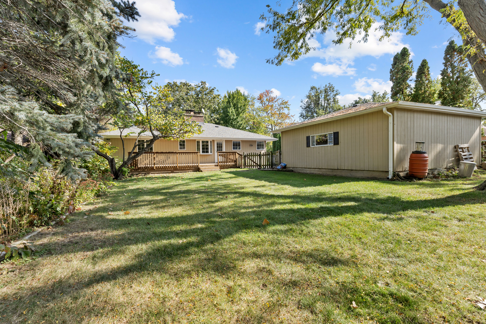 240 Scott Avenue, Glen Ellyn, IL 60137