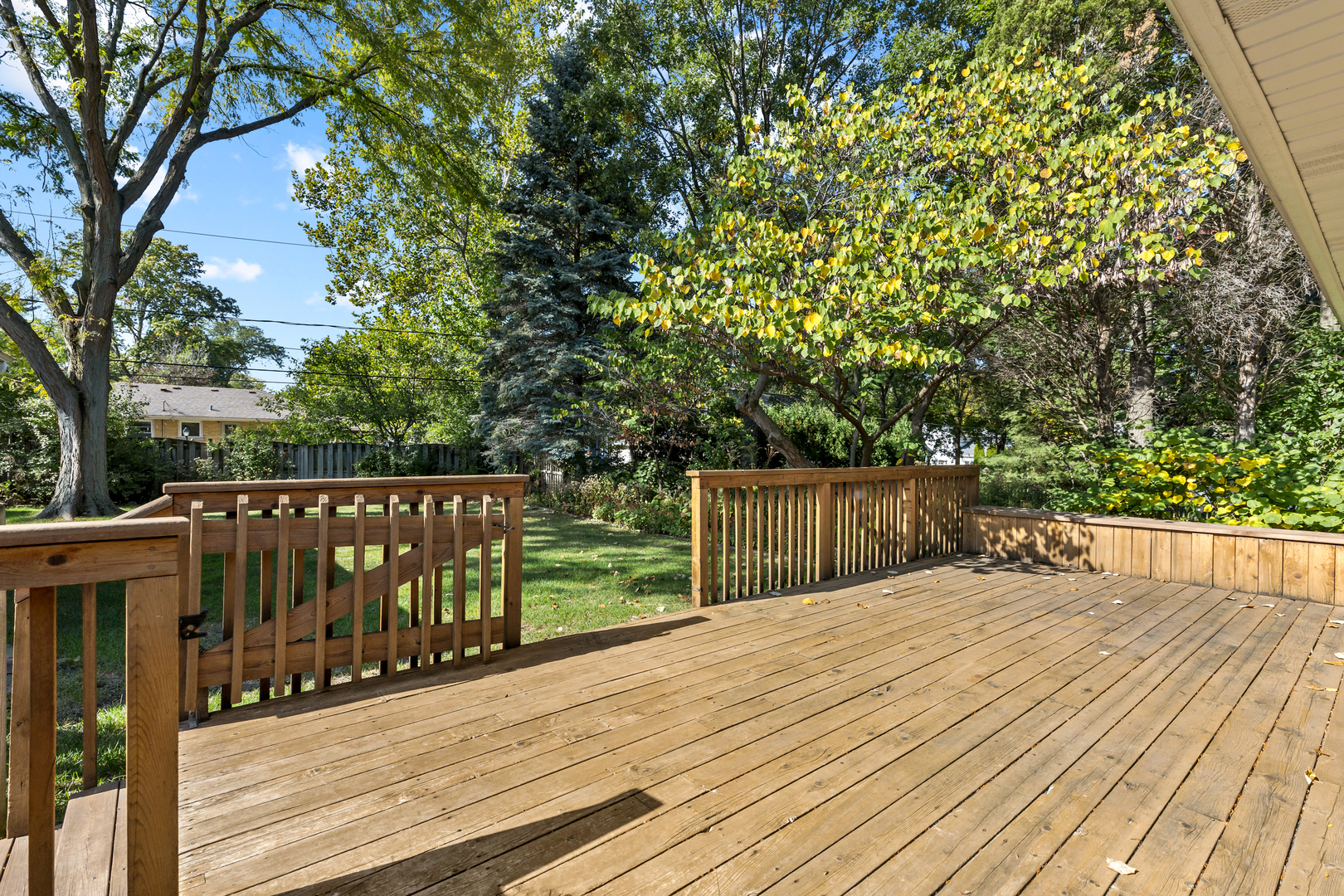 240 Scott Avenue, Glen Ellyn, IL 60137