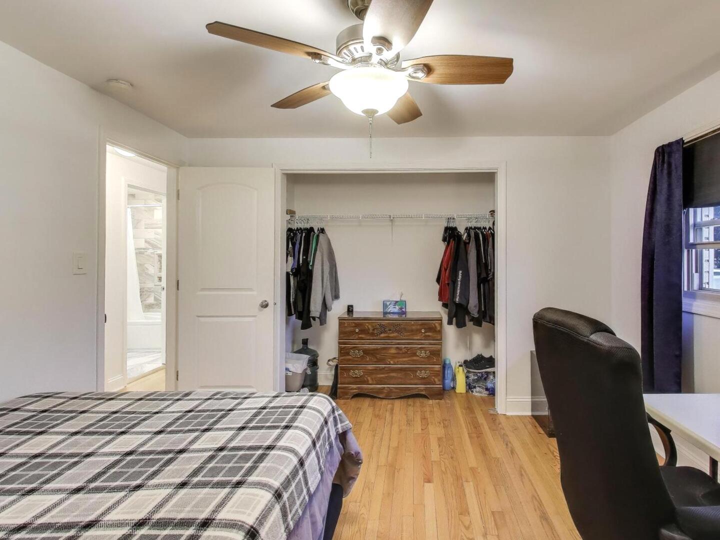 13616 Short Drive, Crestwood, IL 60418