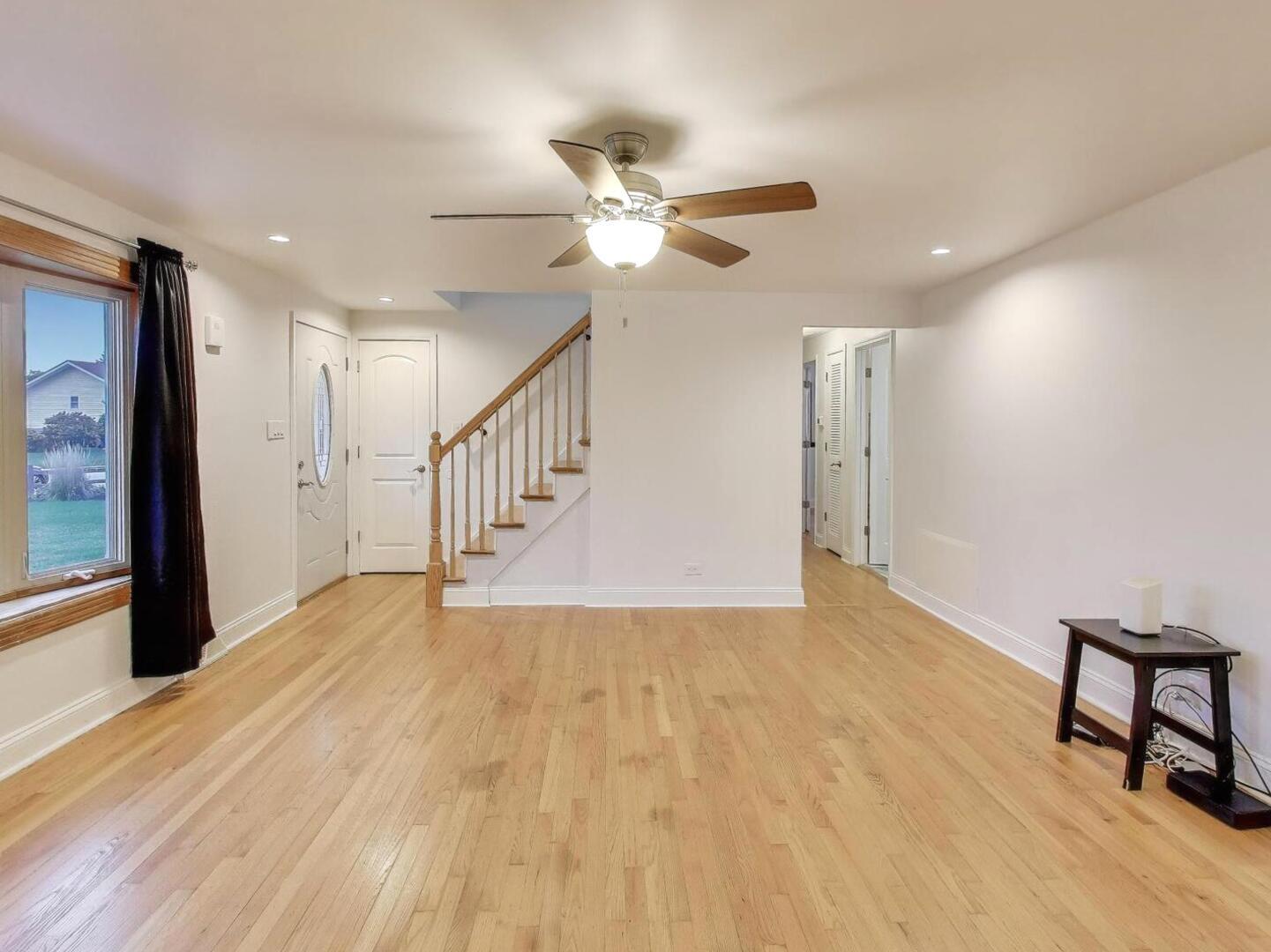 13616 Short Drive, Crestwood, IL 60418