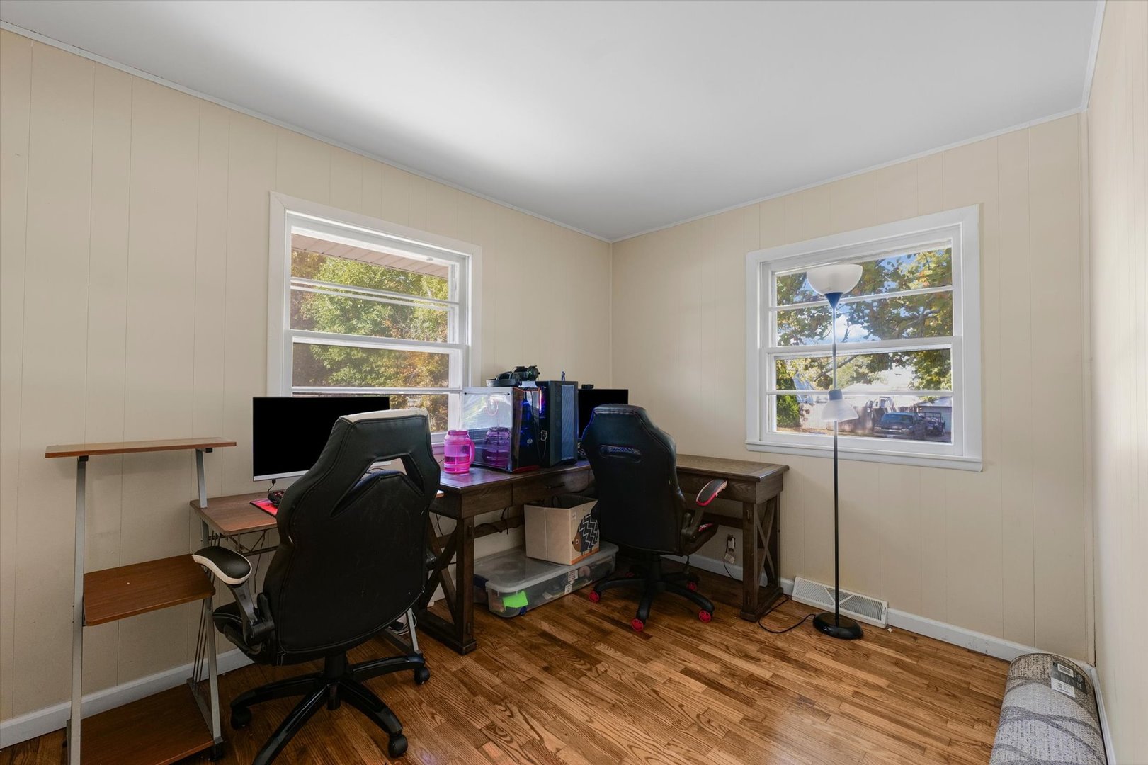 211 Edgebrook Drive, Champaign, IL 61820