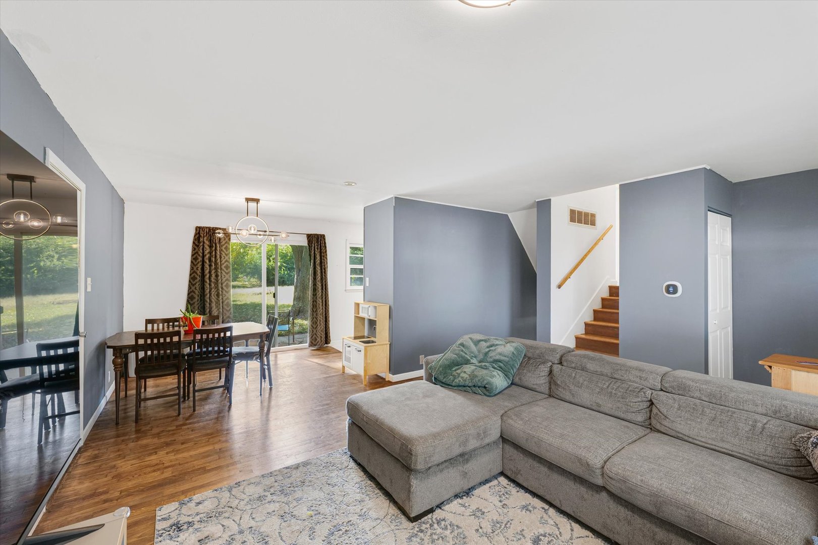 211 Edgebrook Drive, Champaign, IL 61820