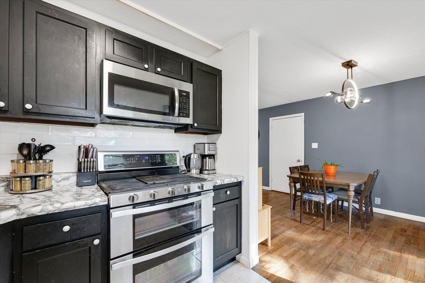 211 Edgebrook Drive, Champaign, IL 61820