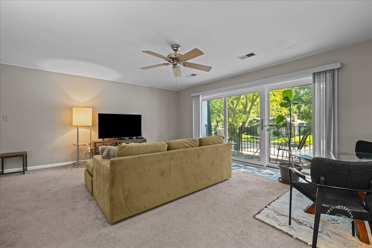 1125 Royal Saint George Drive #208, Naperville, IL 60563
