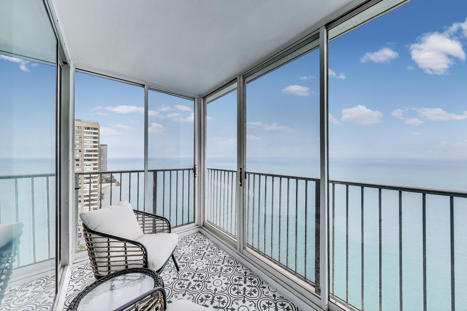 940 W Glenlake Avenue #19C, Chicago, IL 60660