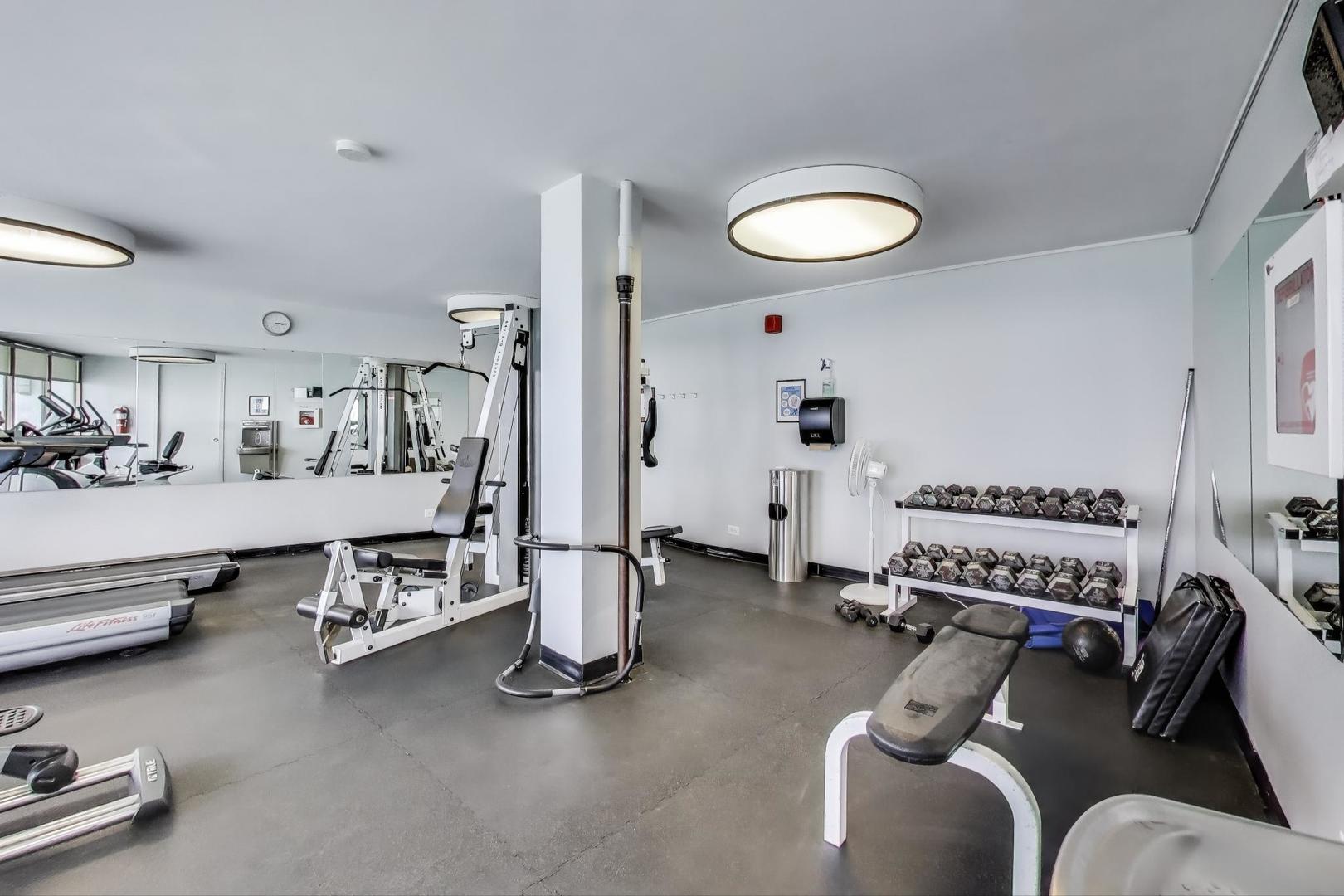 940 W Glenlake Avenue #19C, Chicago, IL 60660