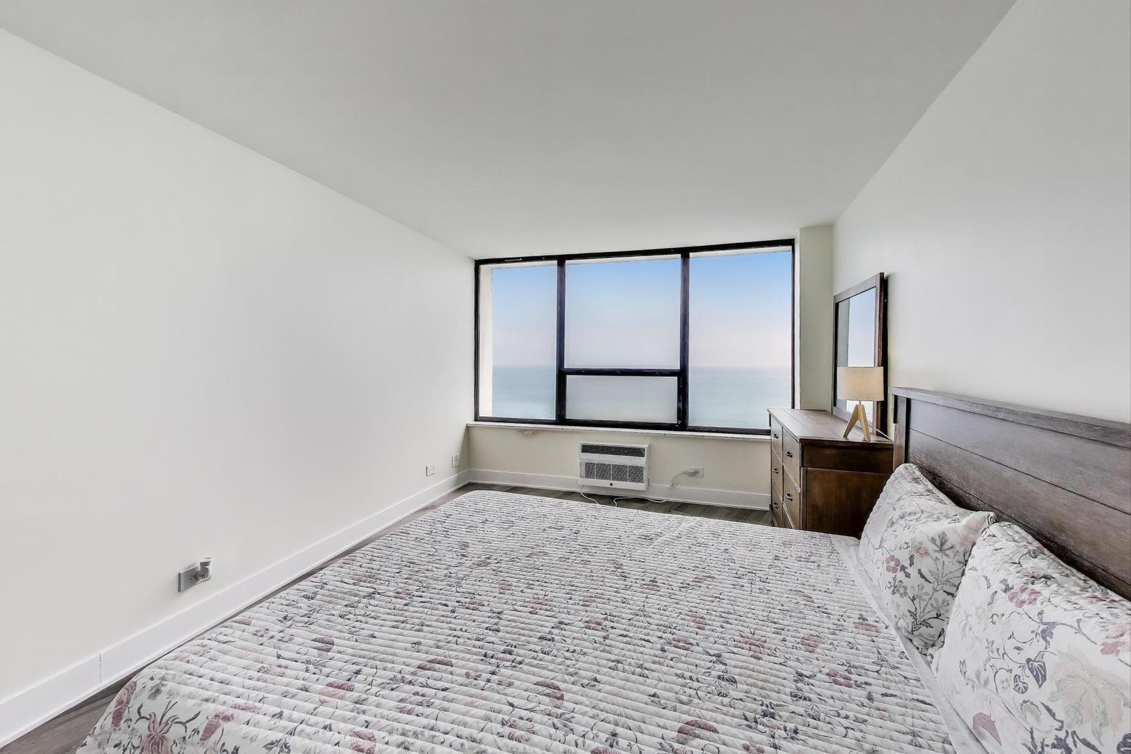 940 W Glenlake Avenue #19C, Chicago, IL 60660