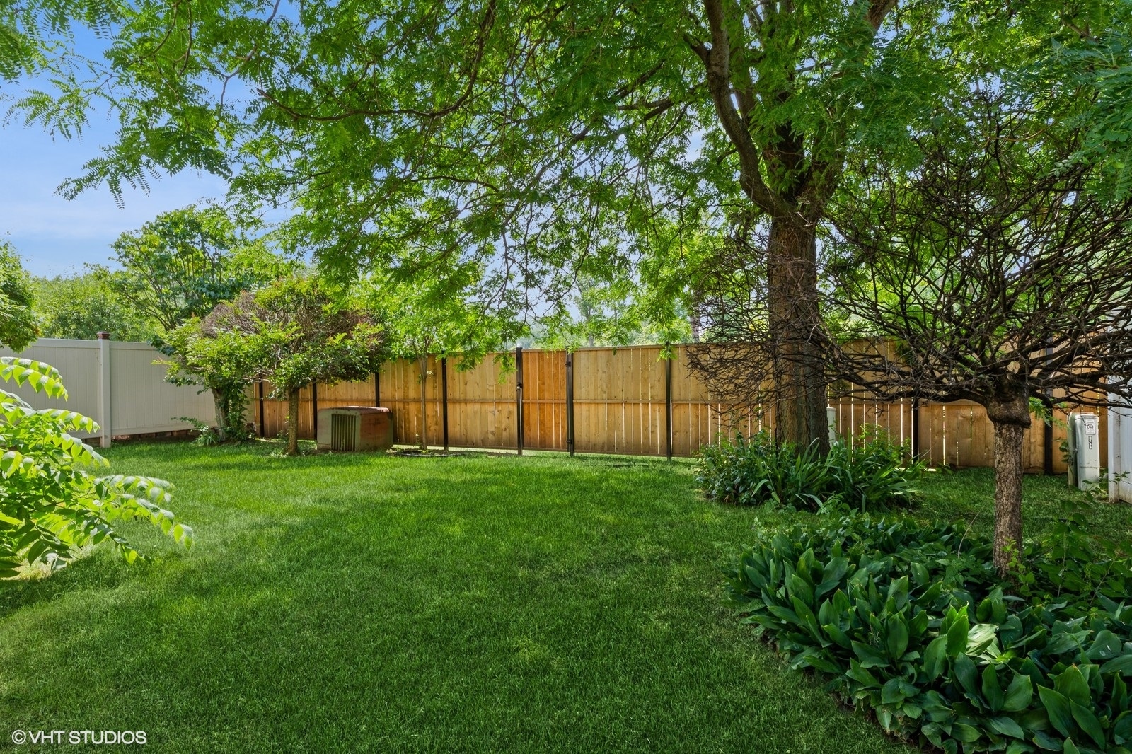 8449 W BRODMAN Avenue, Chicago, IL 60656