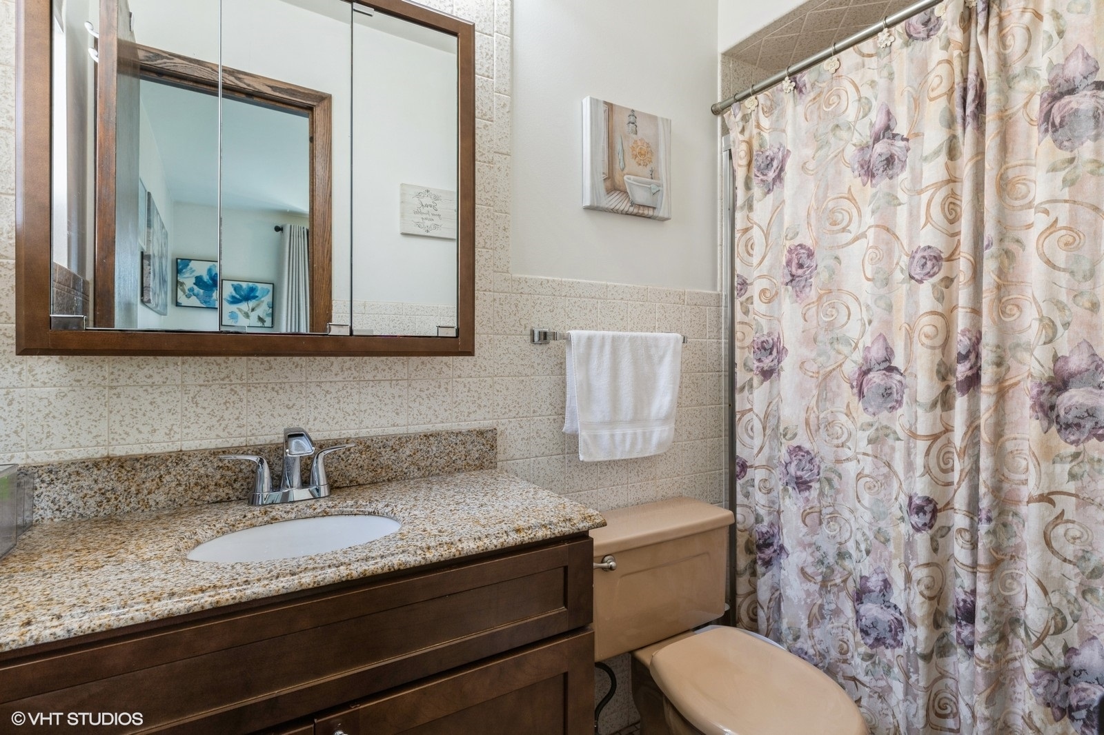 8449 W BRODMAN Avenue, Chicago, IL 60656