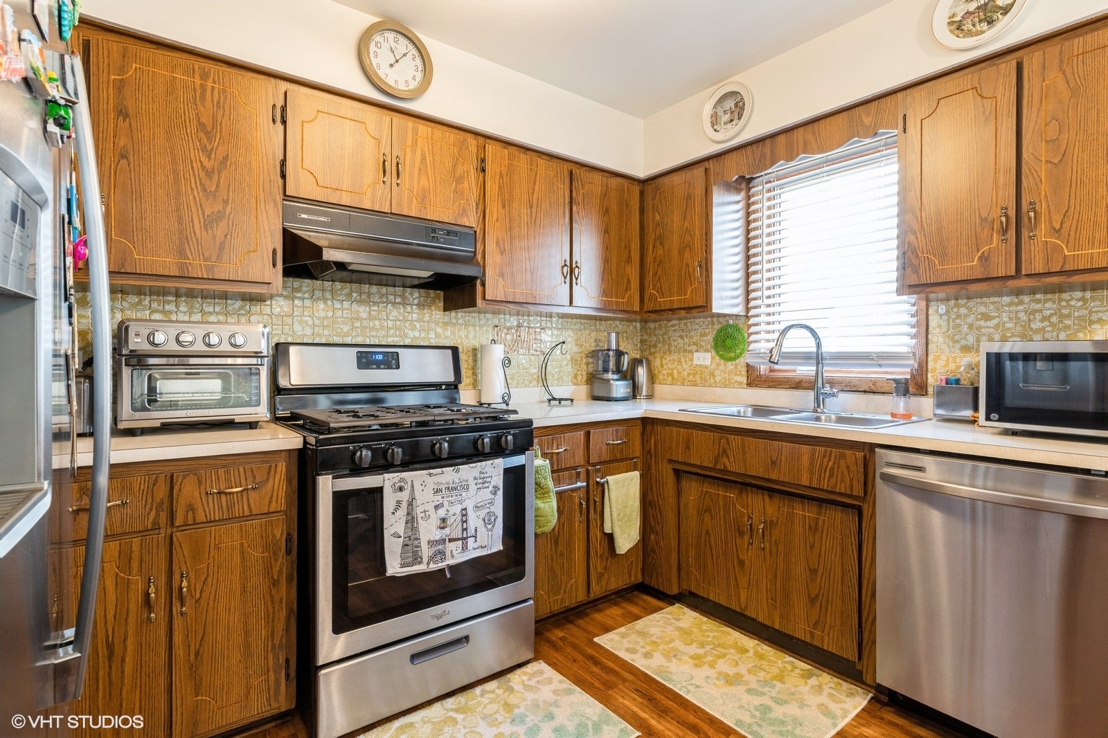 8449 W BRODMAN Avenue, Chicago, IL 60656