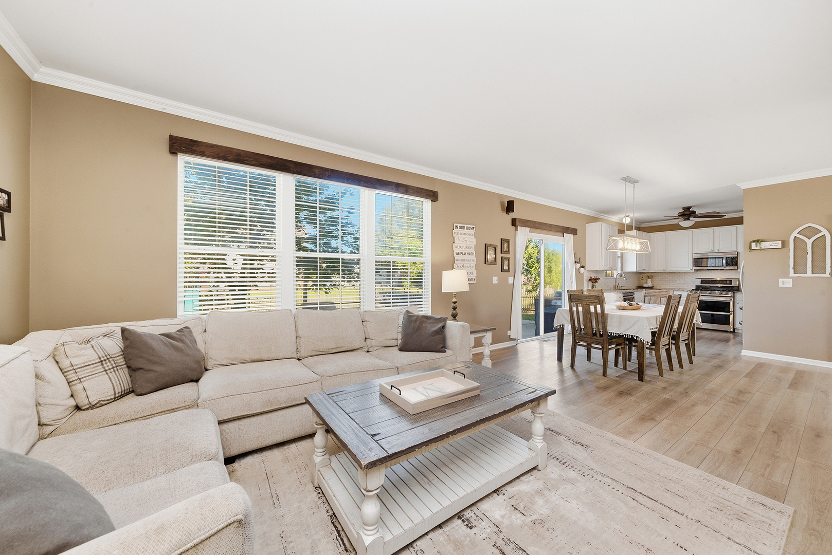 1461 Waterside Drive, Bolingbrook, IL 60490