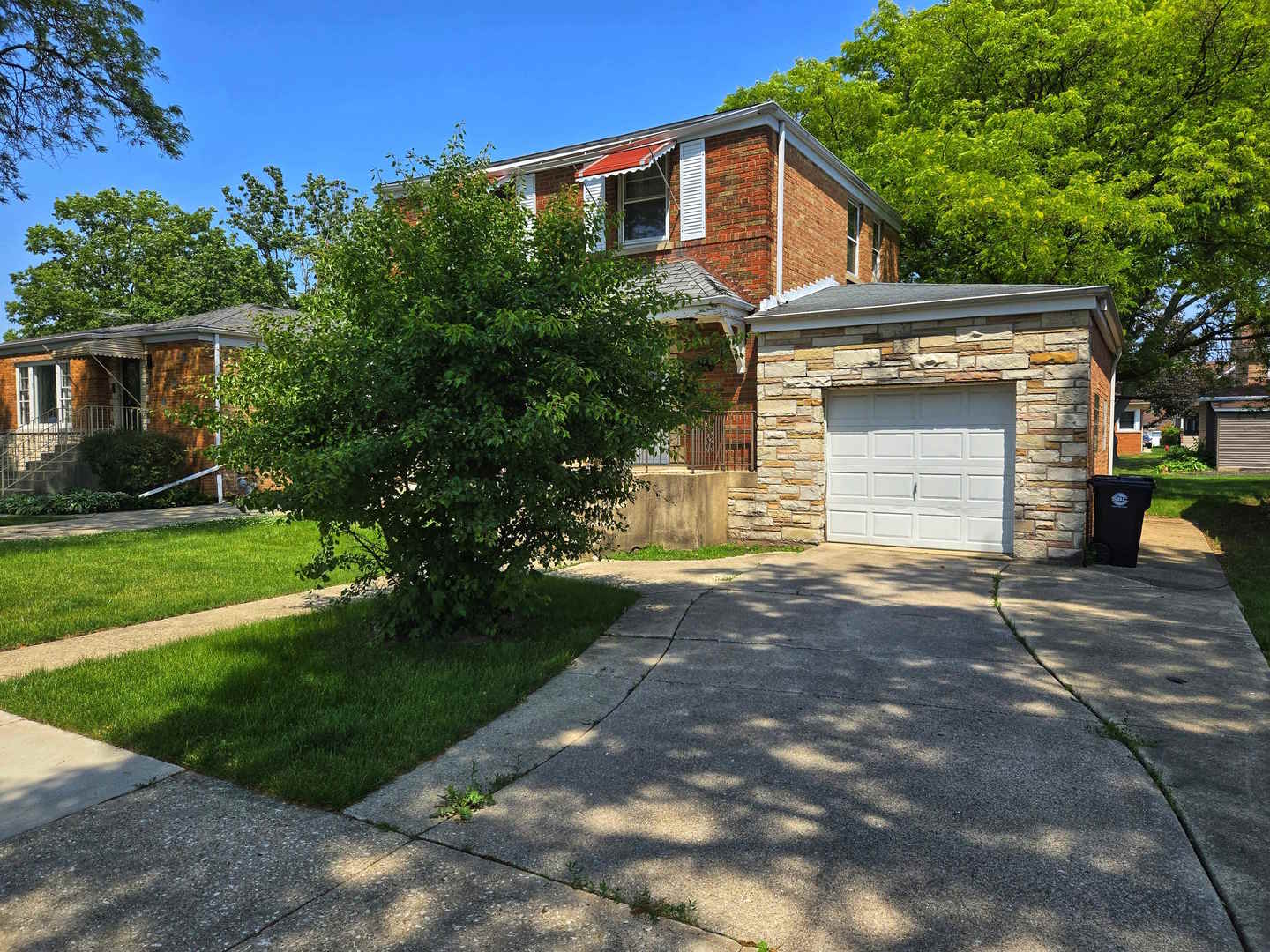 1811 Downing Avenue, Westchester, IL 60154