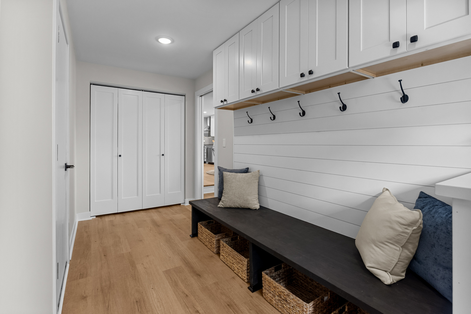 1139 Rothbury Court, Schaumburg, IL 60193