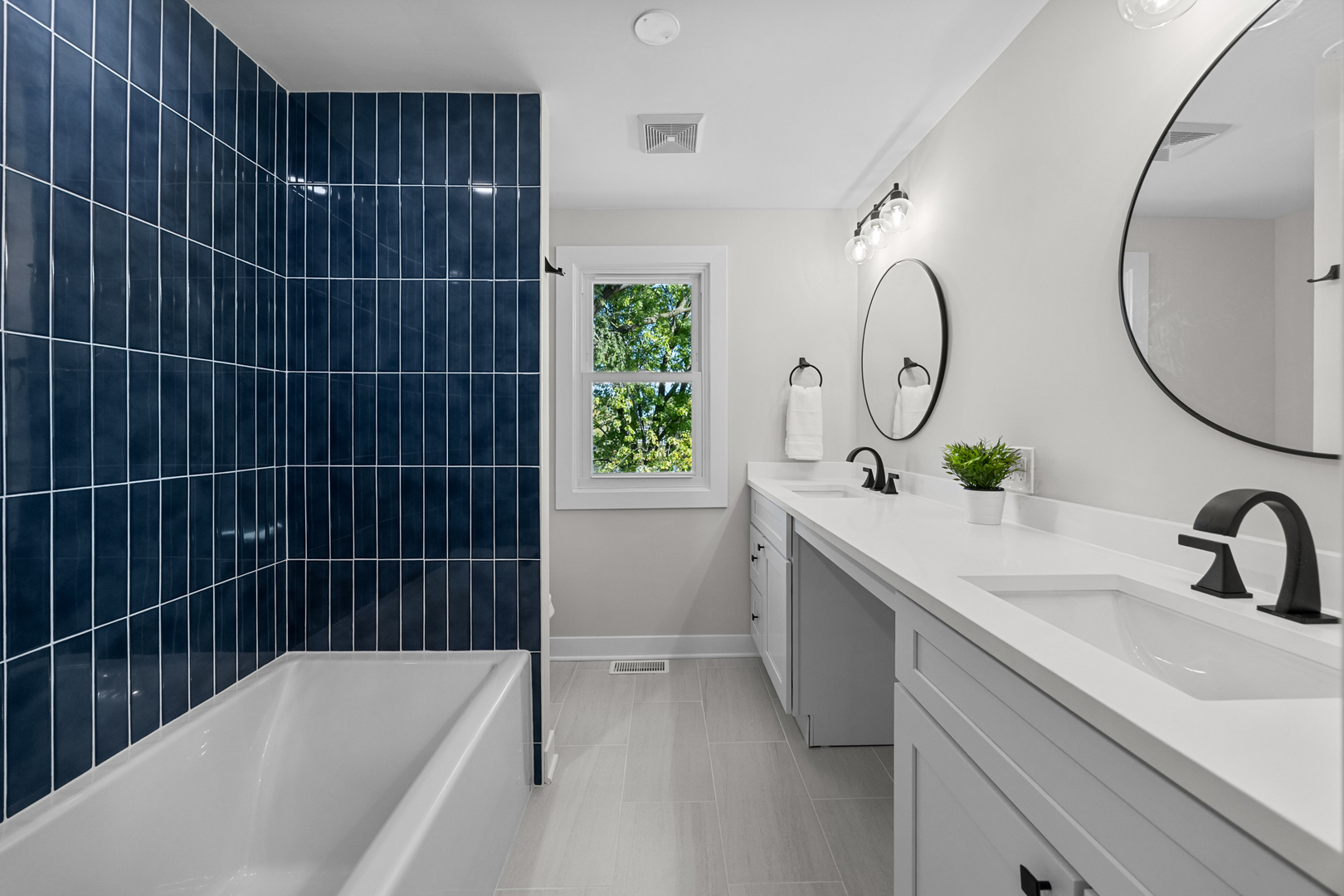 1139 Rothbury Court, Schaumburg, IL 60193