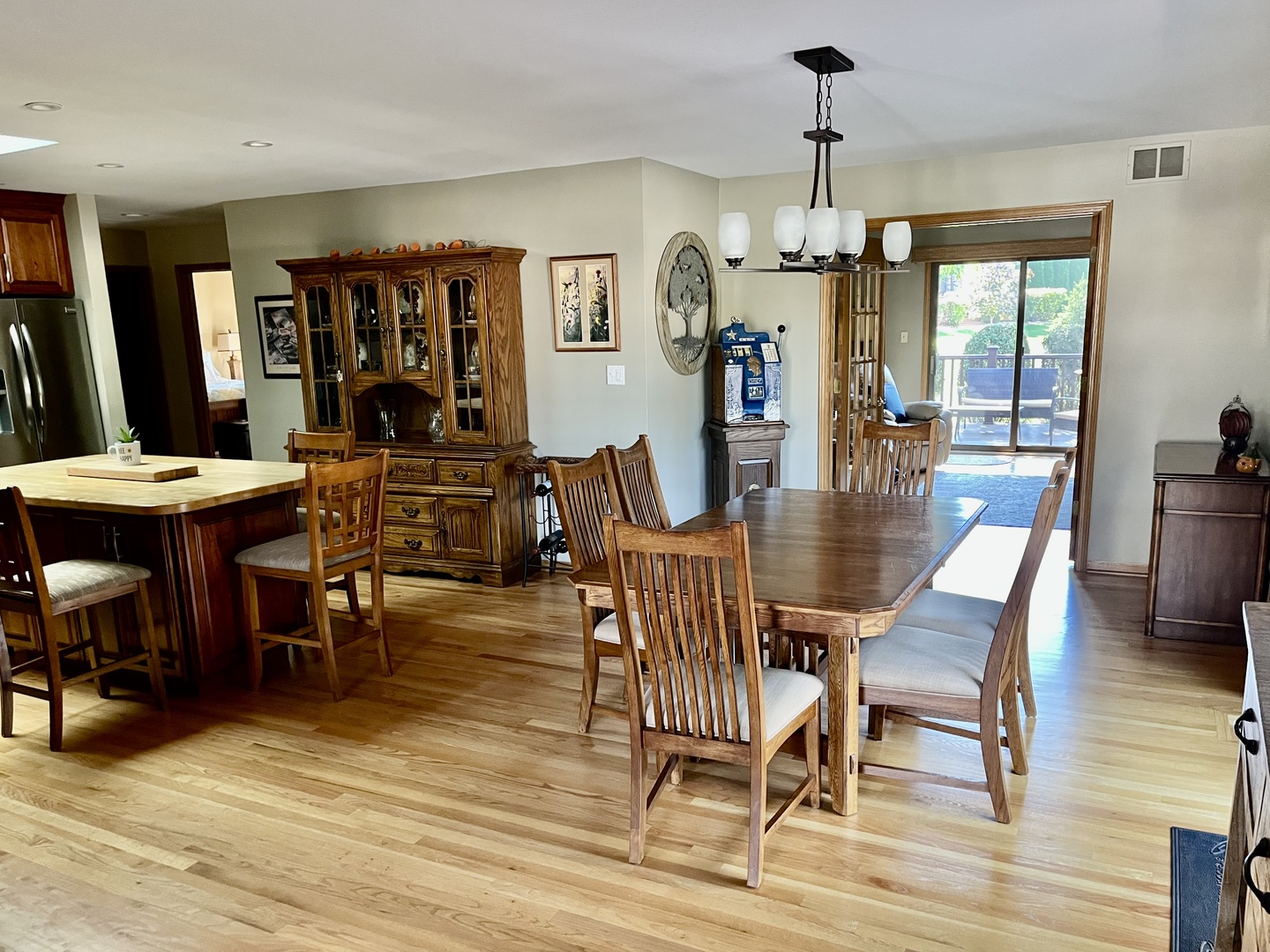 9335 Fox Run Circle, Frankfort, IL 60423