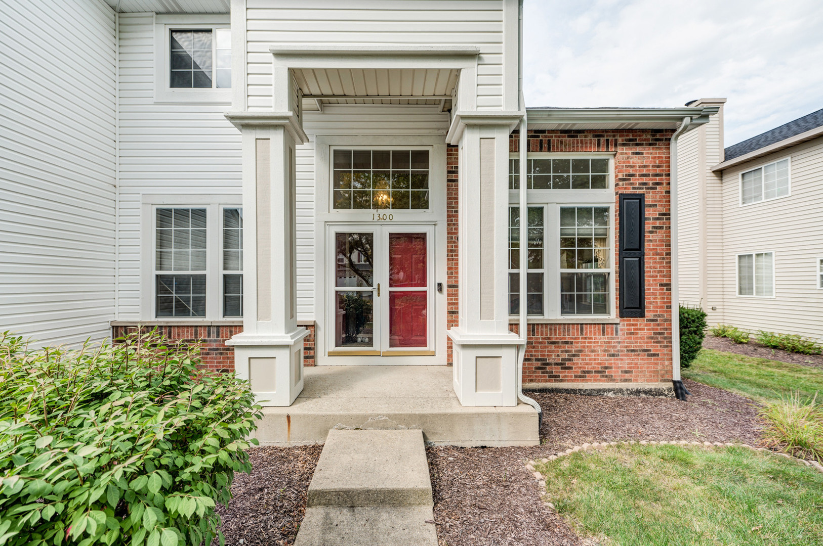 1300 Kettering Road, Mundelein, IL 60060