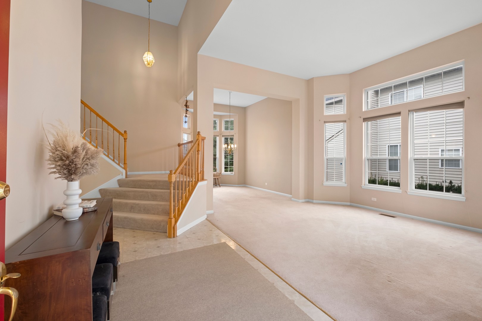 1300 Kettering Road, Mundelein, IL 60060