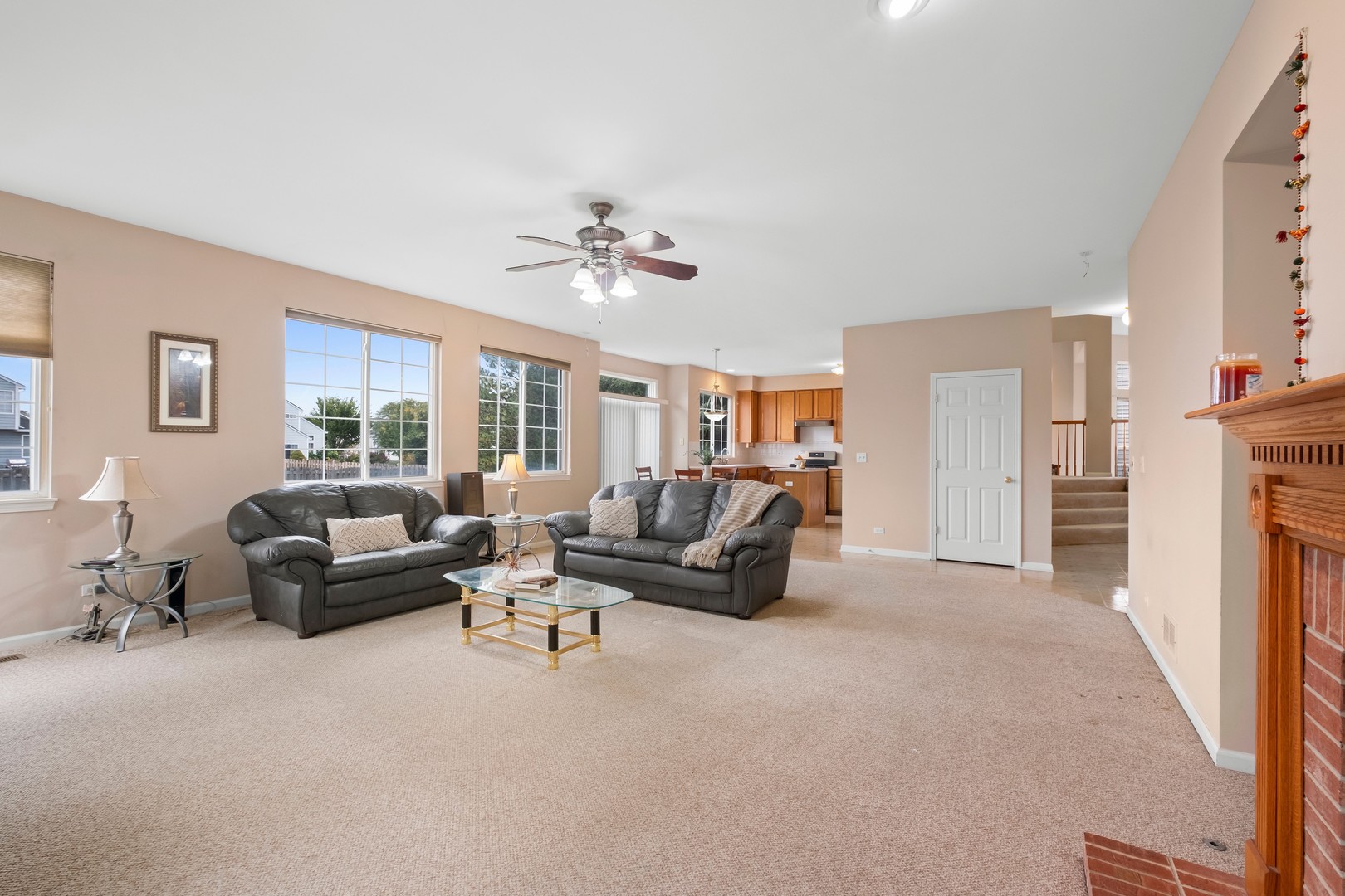 1300 Kettering Road, Mundelein, IL 60060