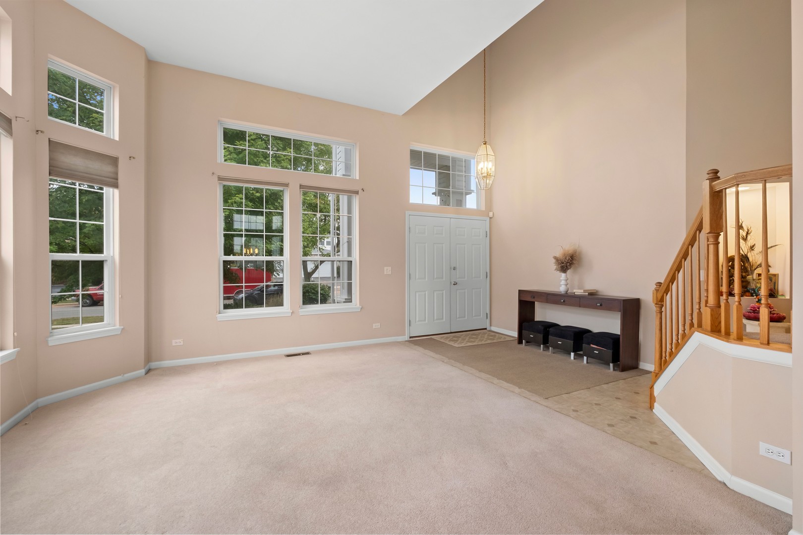 1300 Kettering Road, Mundelein, IL 60060