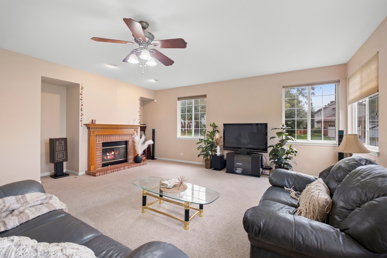 1300 Kettering Road, Mundelein, IL 60060