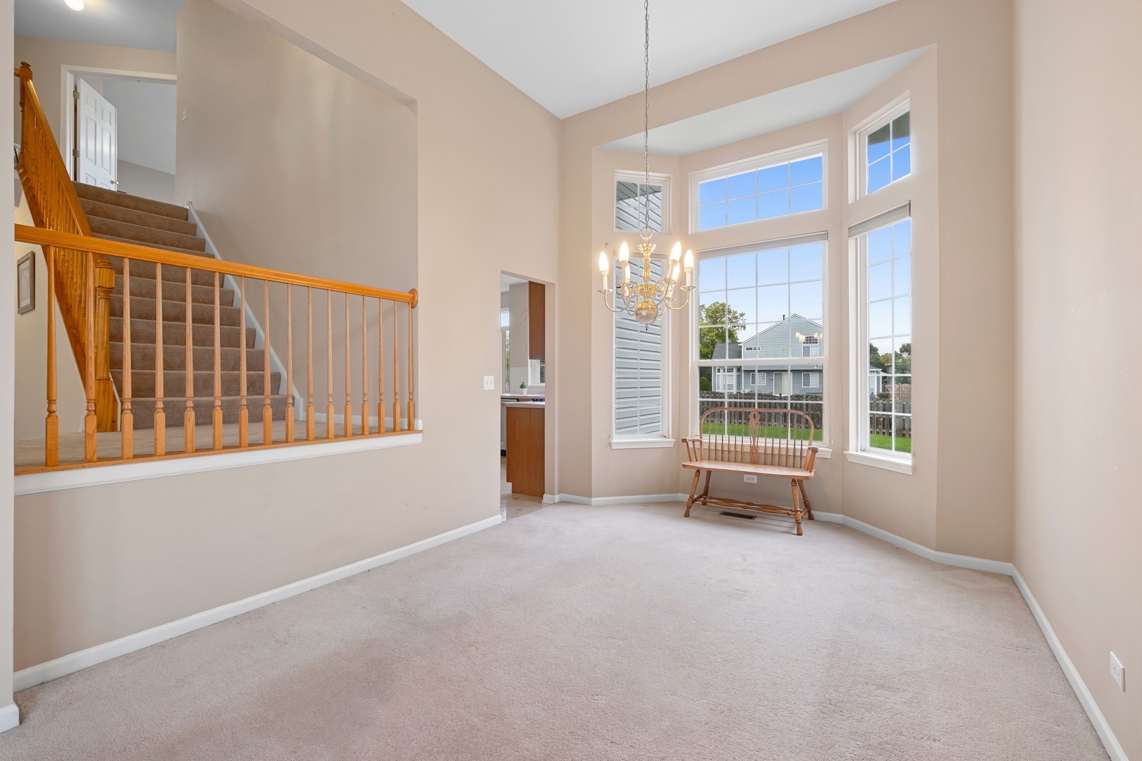 1300 Kettering Road, Mundelein, IL 60060