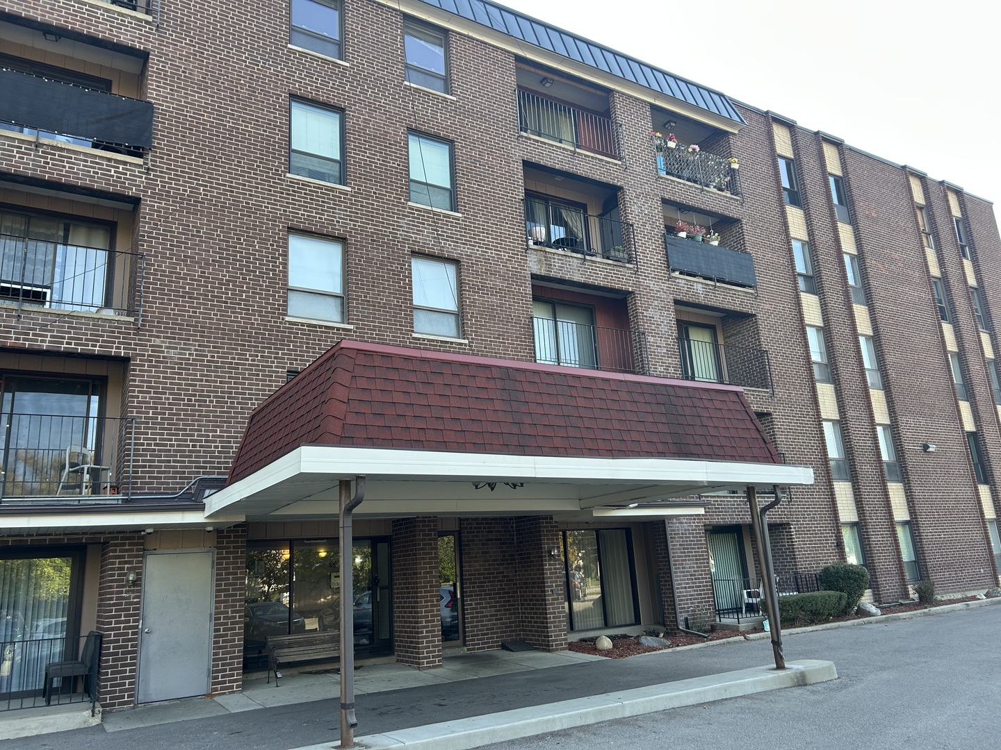 Morton Grove, IL 60053