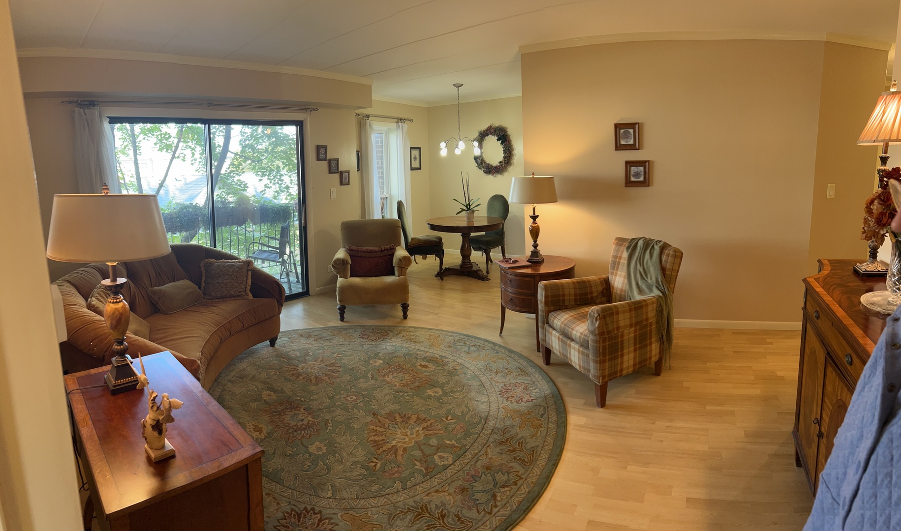 Morton Grove, IL 60053