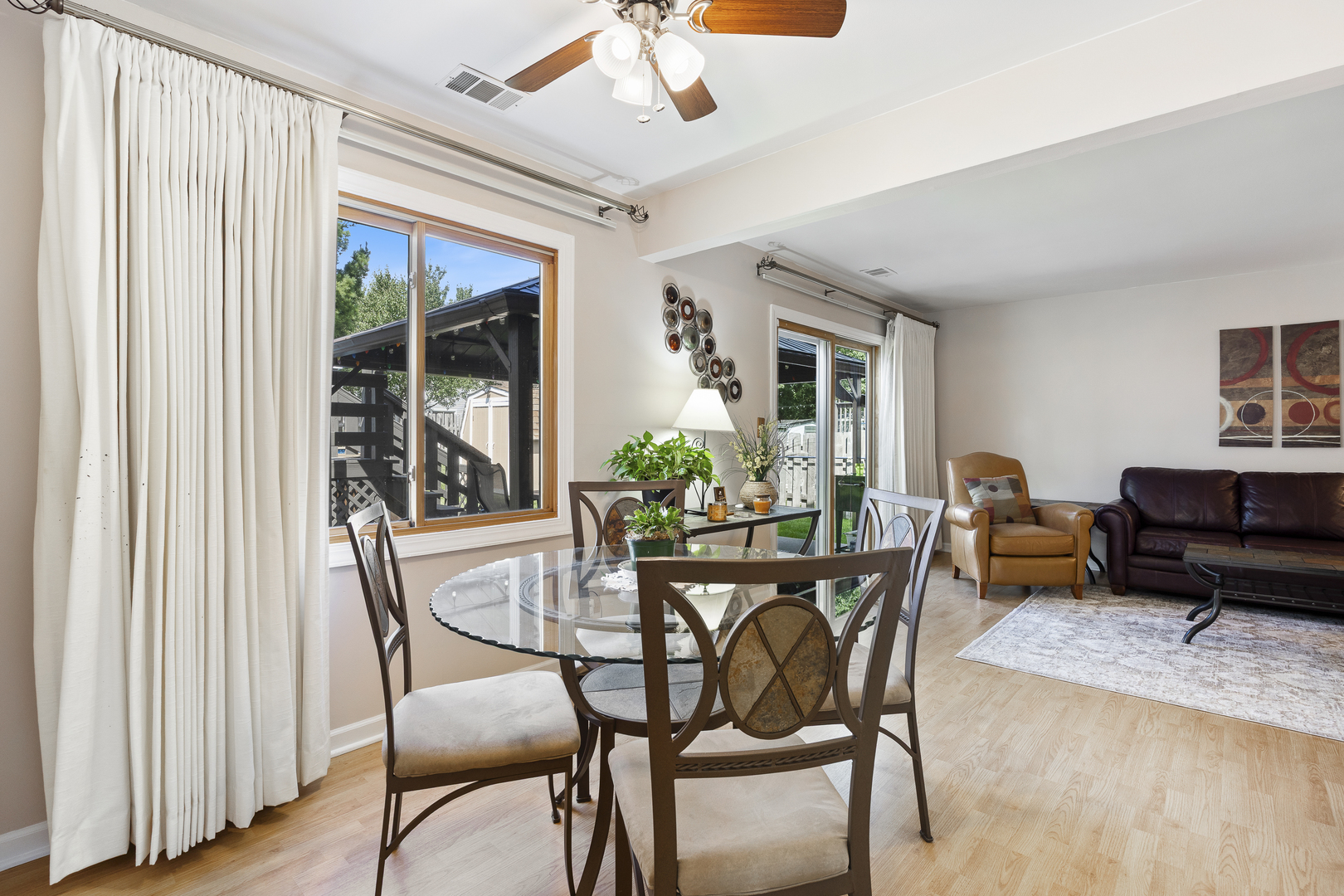 716 Sand Creek Drive, Carol Stream, IL 60188