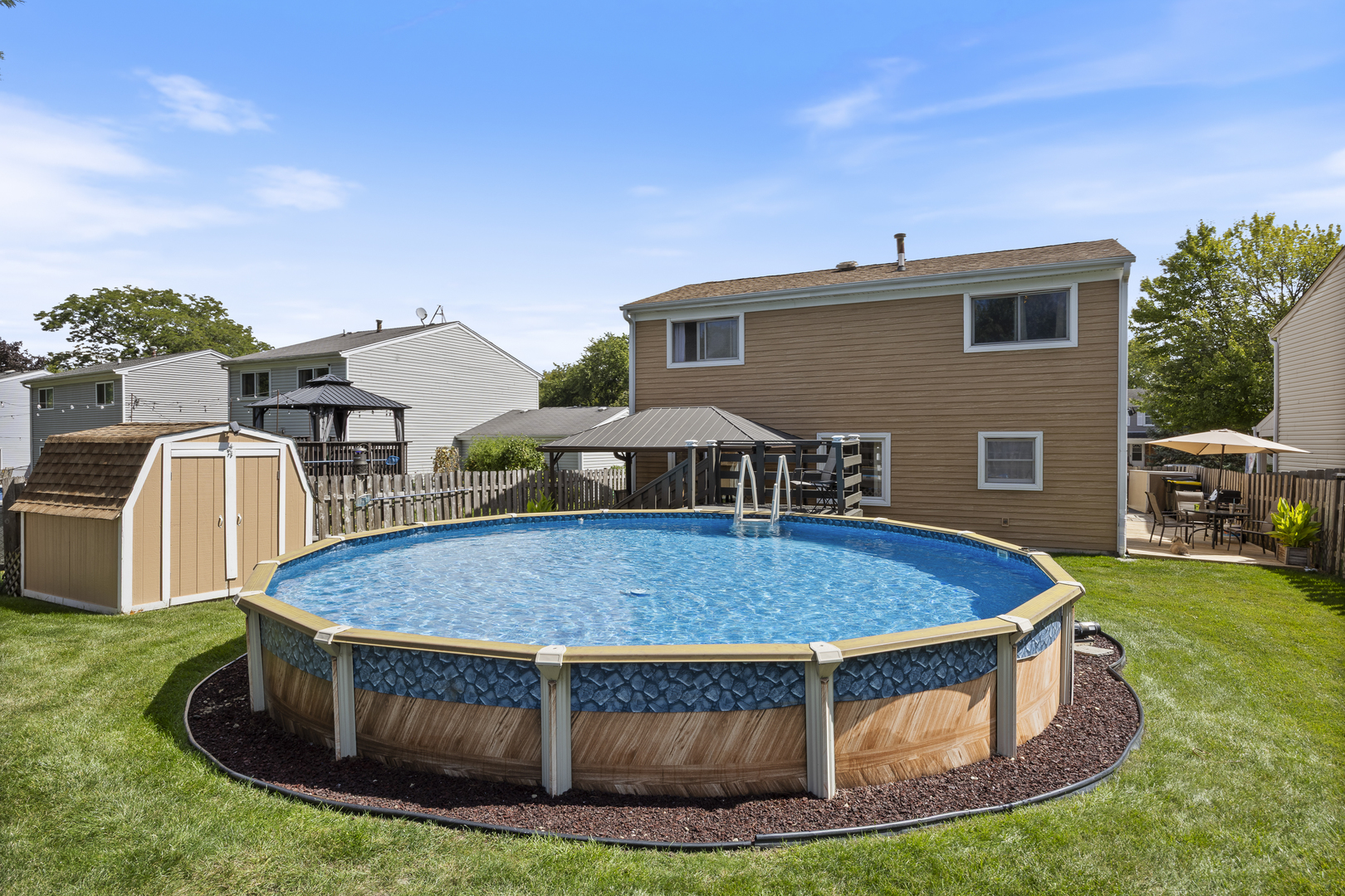 716 Sand Creek Drive, Carol Stream, IL 60188