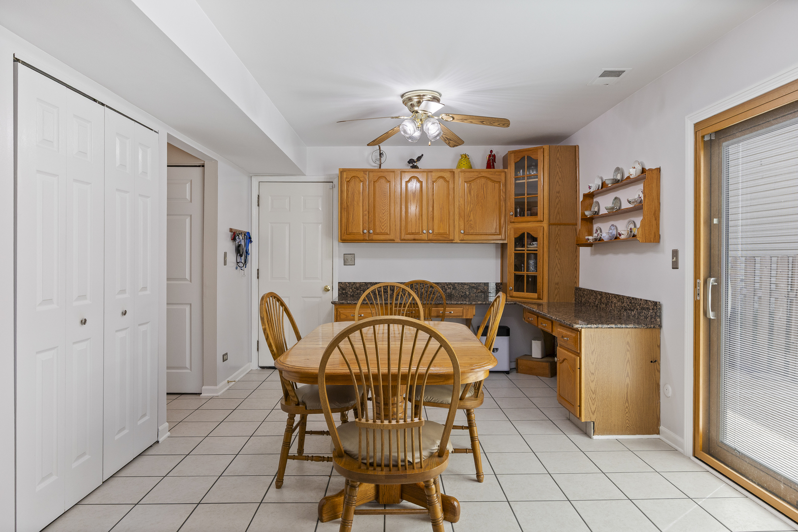 716 Sand Creek Drive, Carol Stream, IL 60188