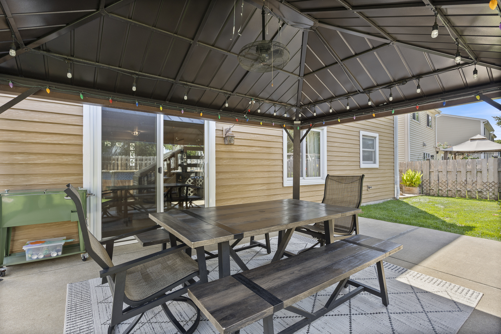 716 Sand Creek Drive, Carol Stream, IL 60188