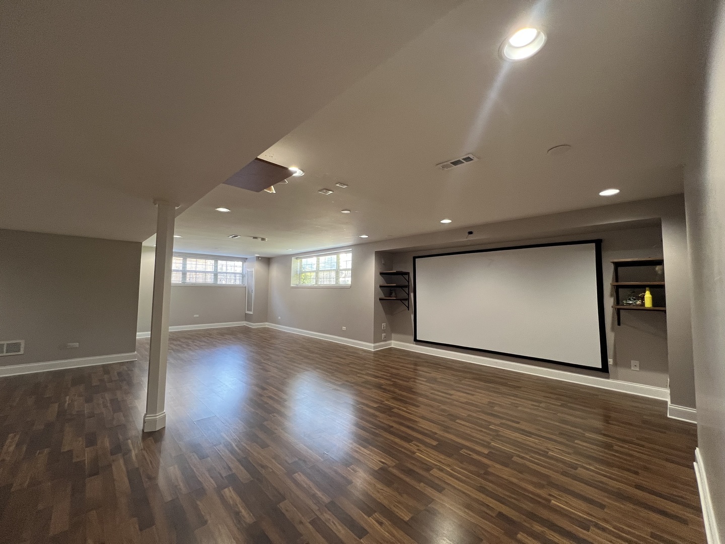 2297 Roaring Creek Drive, Aurora, IL 60503