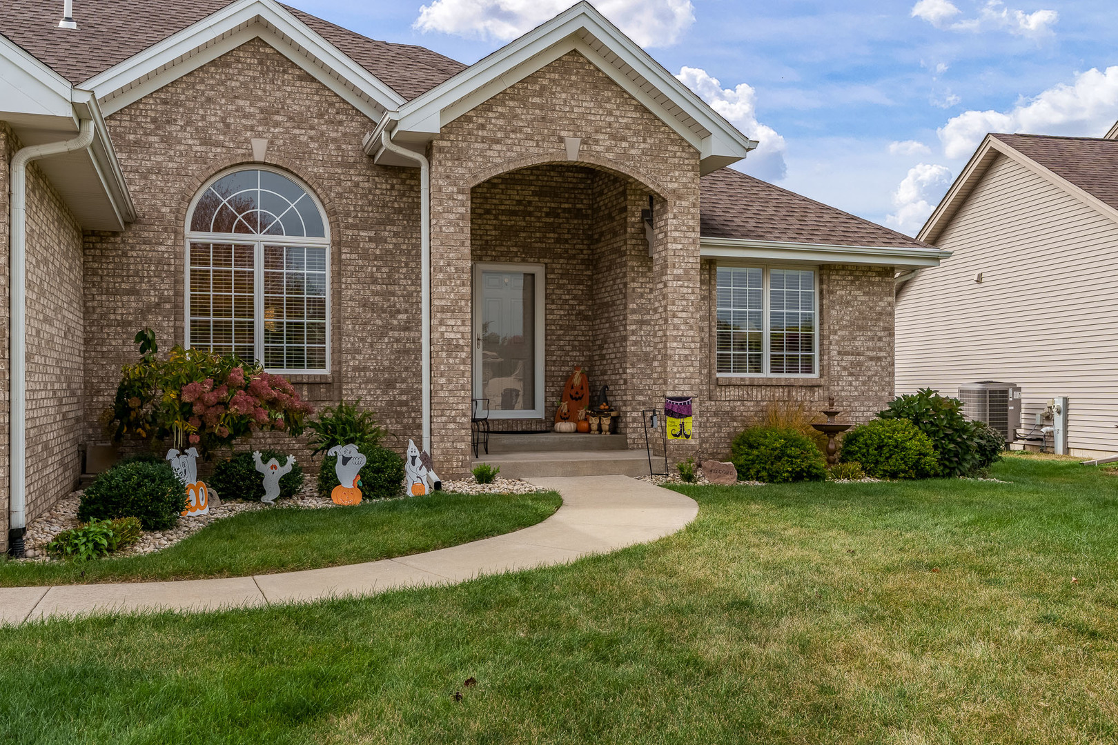 6594 Deer Isle Drive, Cherry Valley, IL 61016