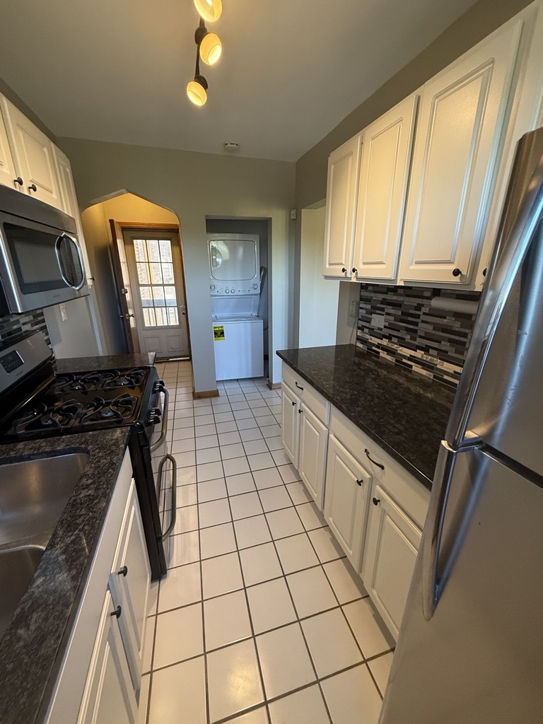 10905 S Longwood Drive #3, Chicago, IL 60643