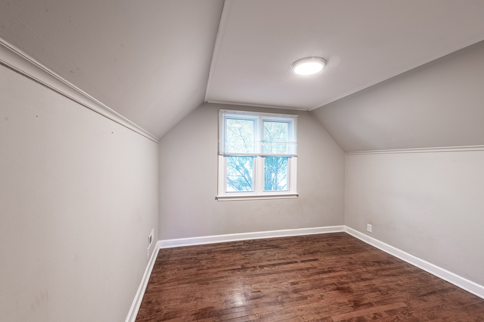 1502 N 34th Avenue, Melrose Park, IL 60160