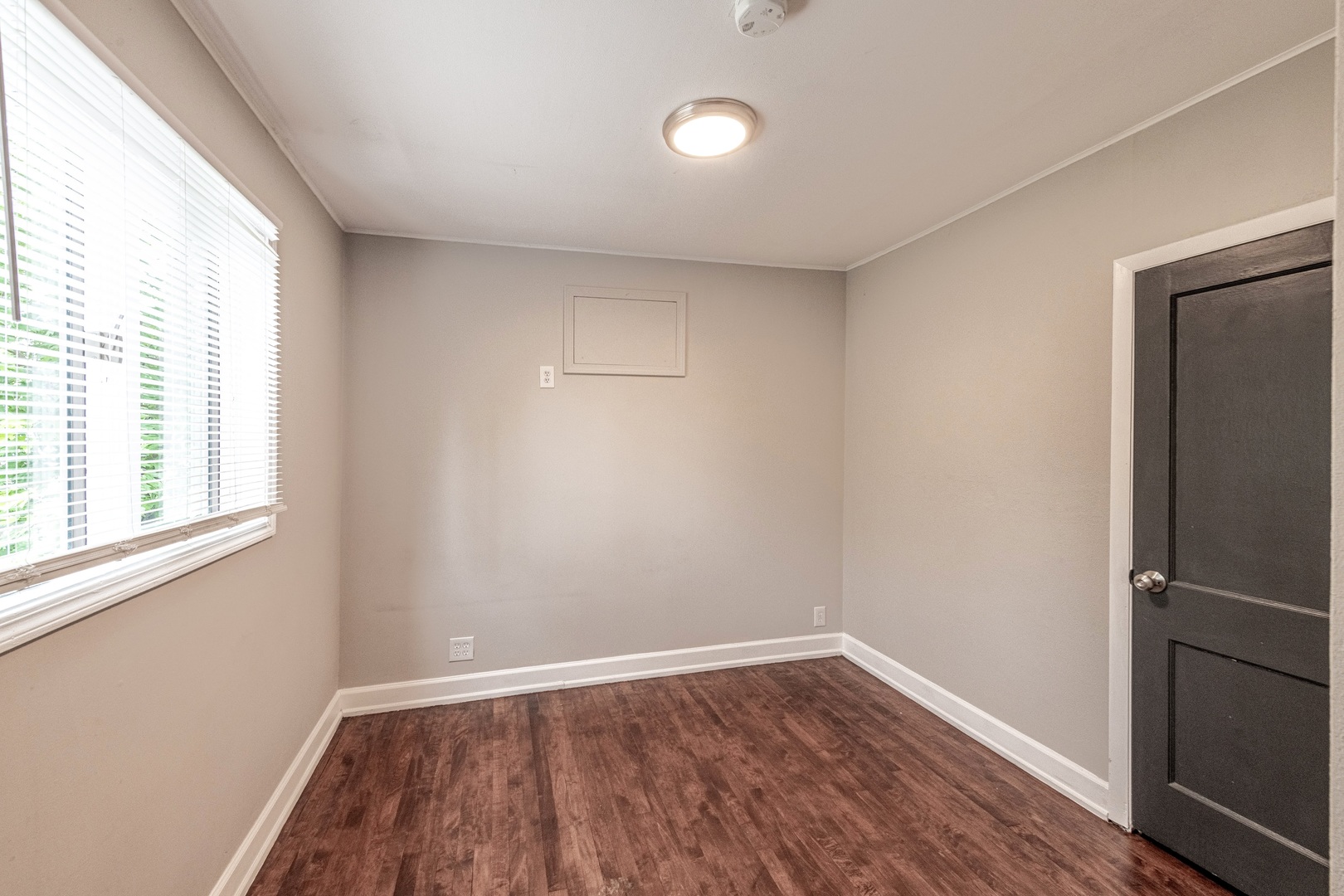 1502 N 34th Avenue, Melrose Park, IL 60160