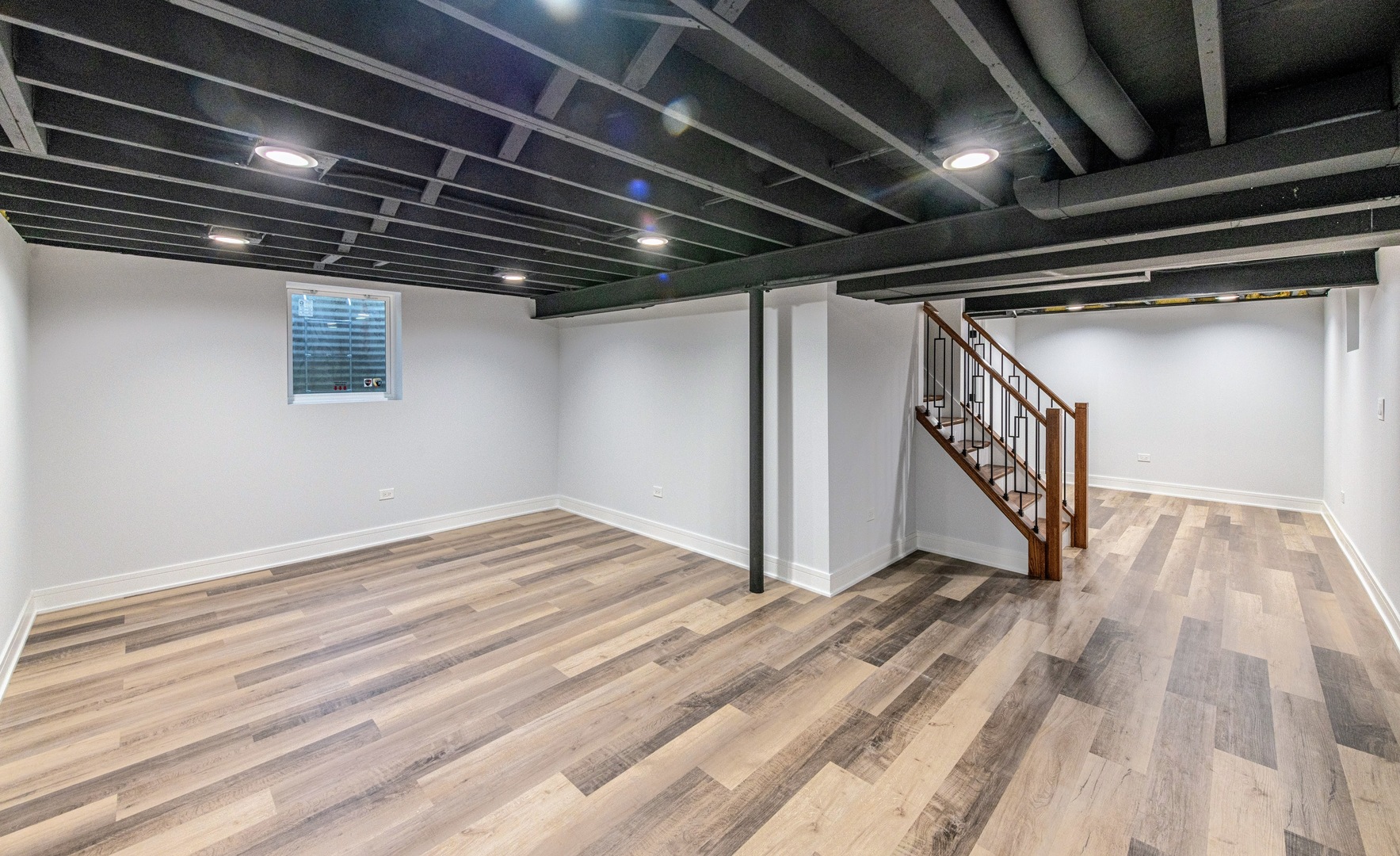 312 Pine Street, Deerfield, IL 60015