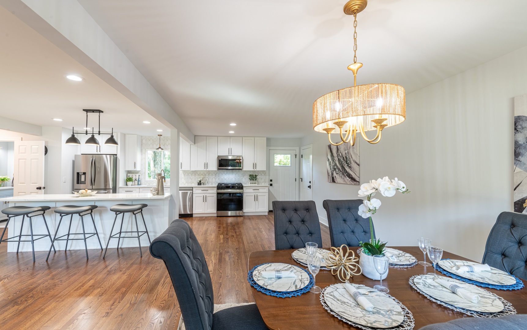 312 Pine Street, Deerfield, IL 60015