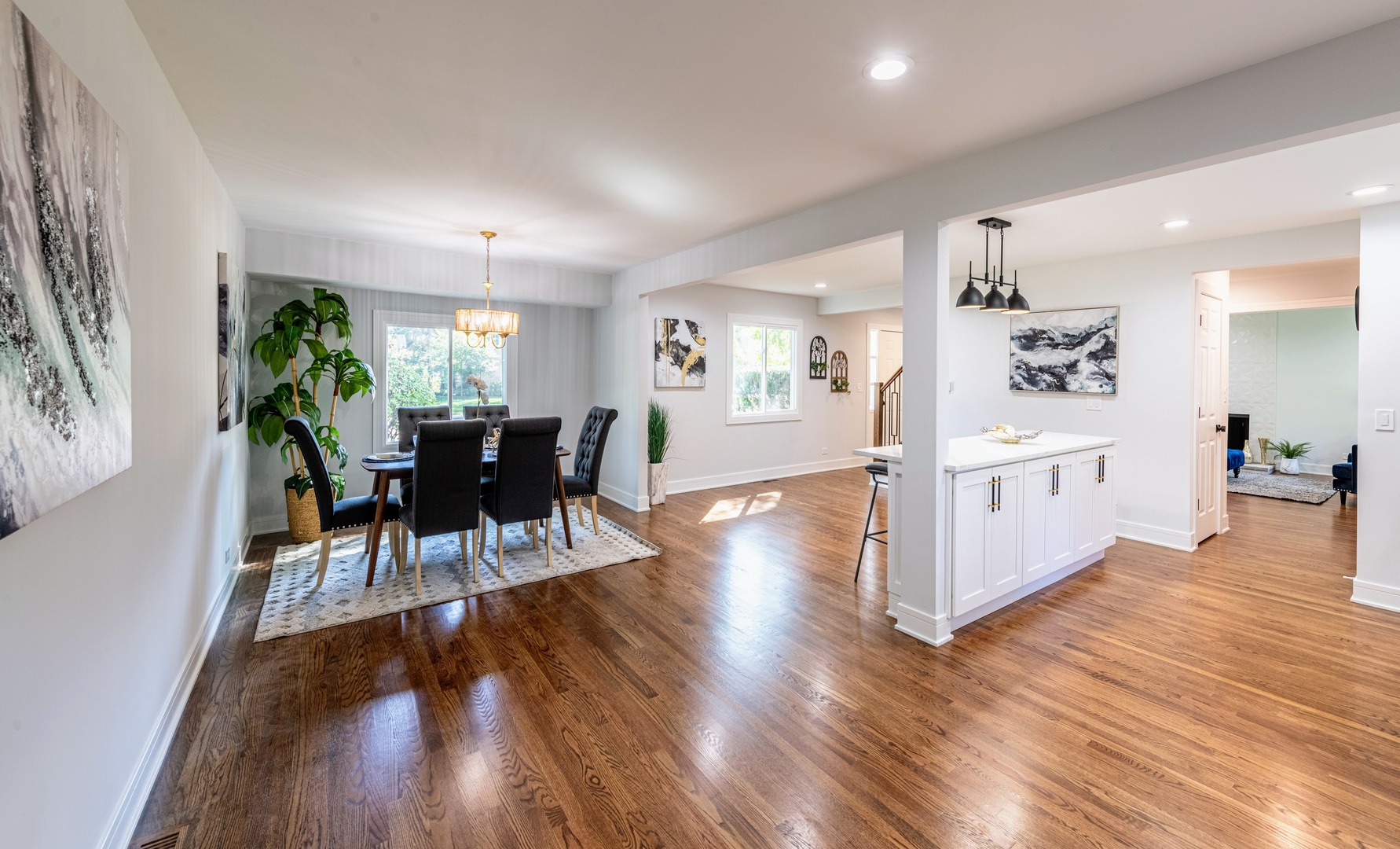 312 Pine Street, Deerfield, IL 60015