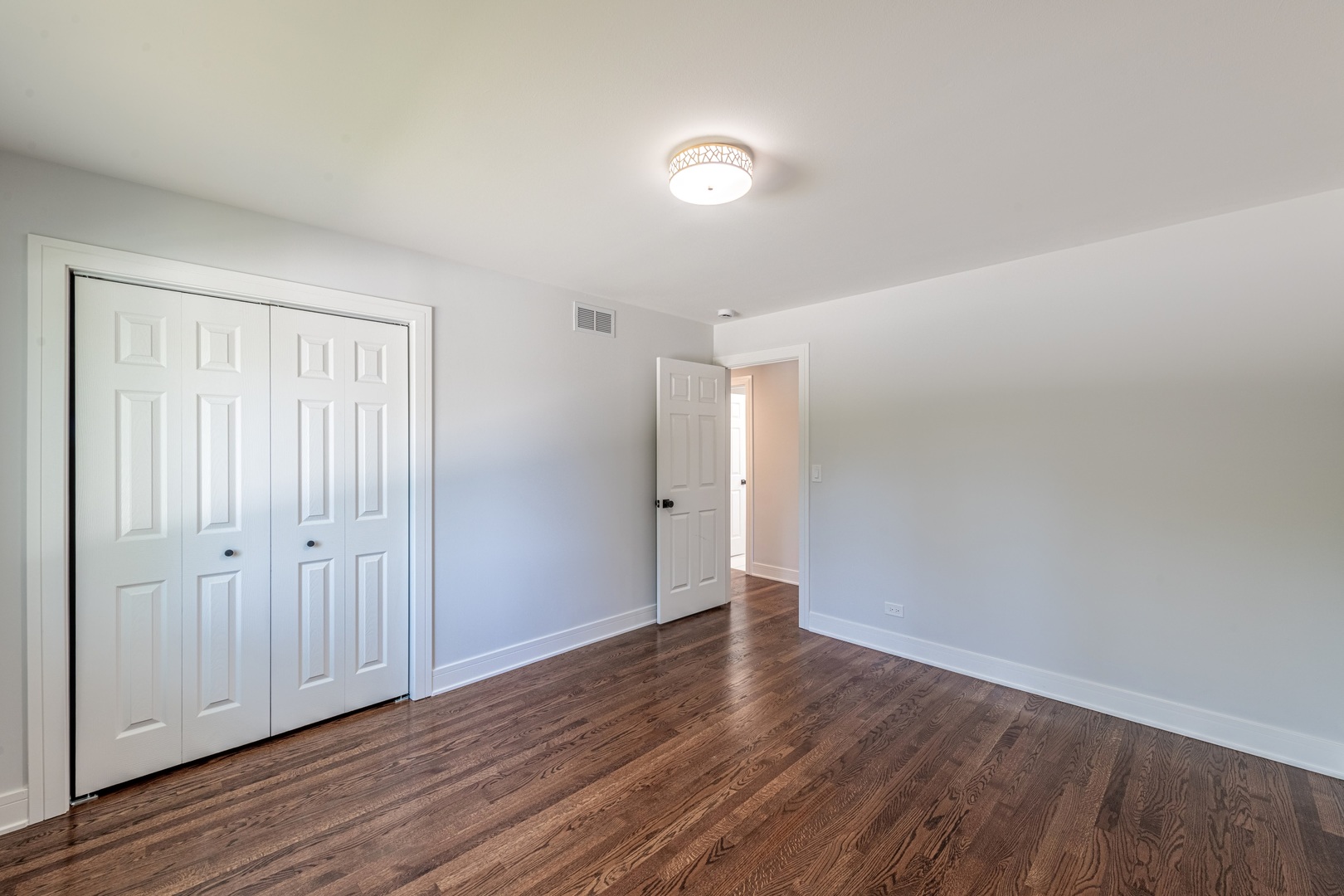 312 Pine Street, Deerfield, IL 60015