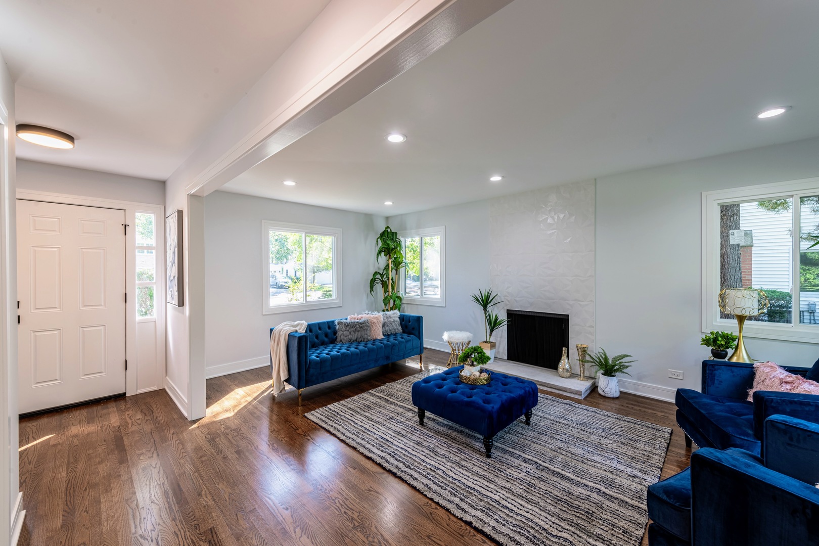 312 Pine Street, Deerfield, IL 60015