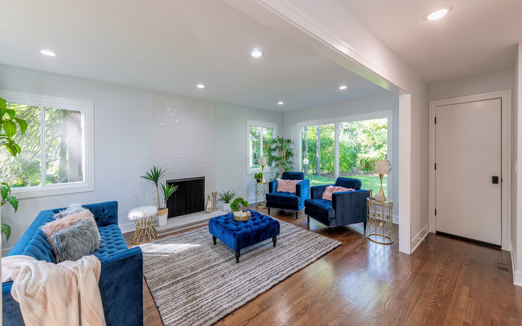 312 Pine Street, Deerfield, IL 60015