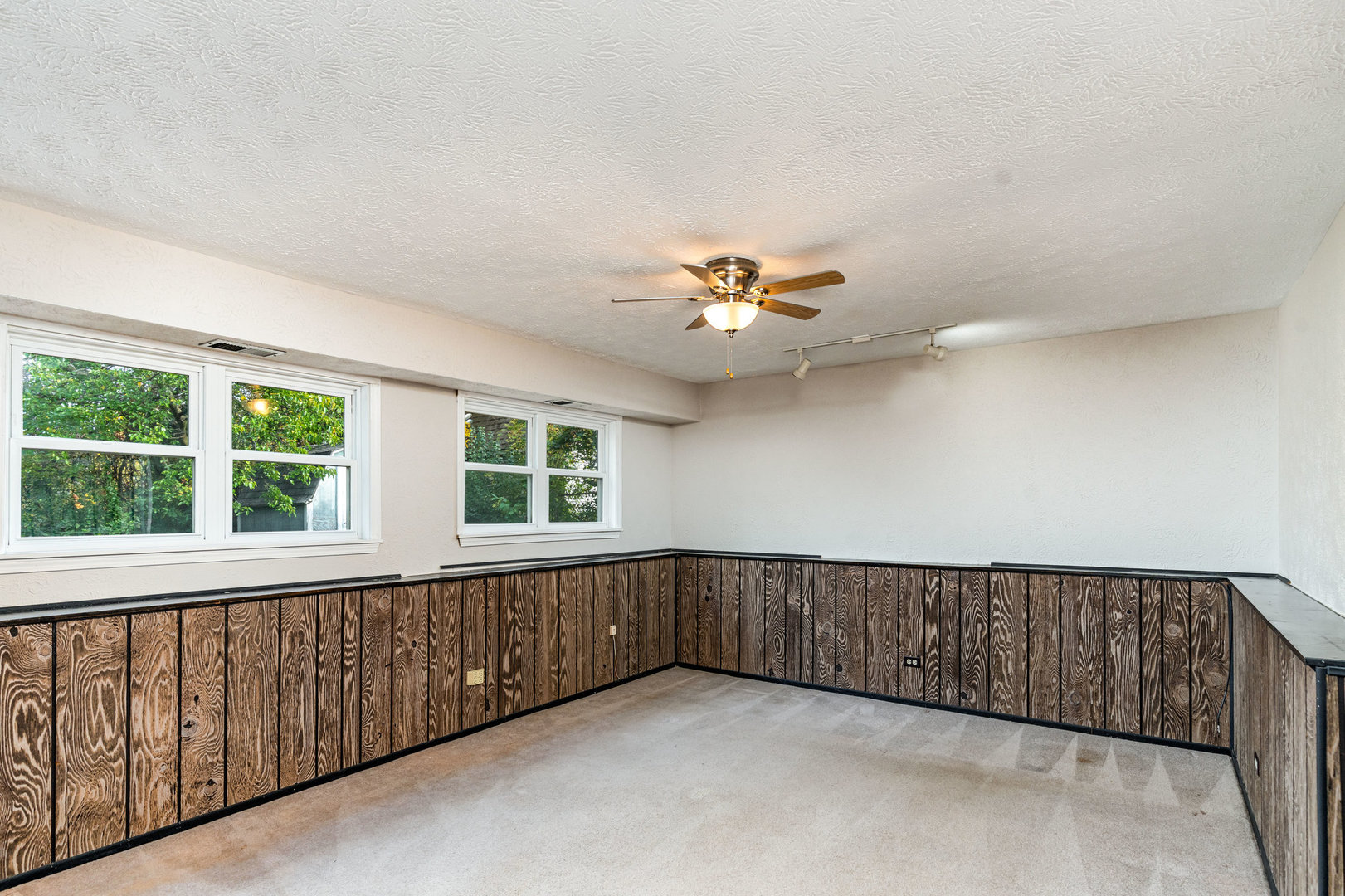 3875 Windjammer Lane, Hanover Park, IL 60133