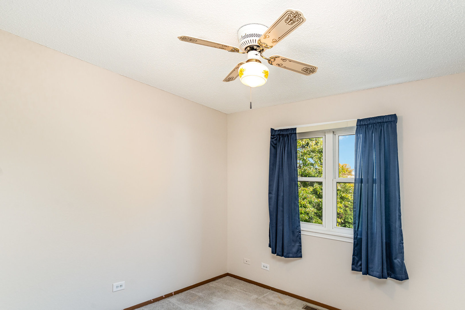 3875 Windjammer Lane, Hanover Park, IL 60133