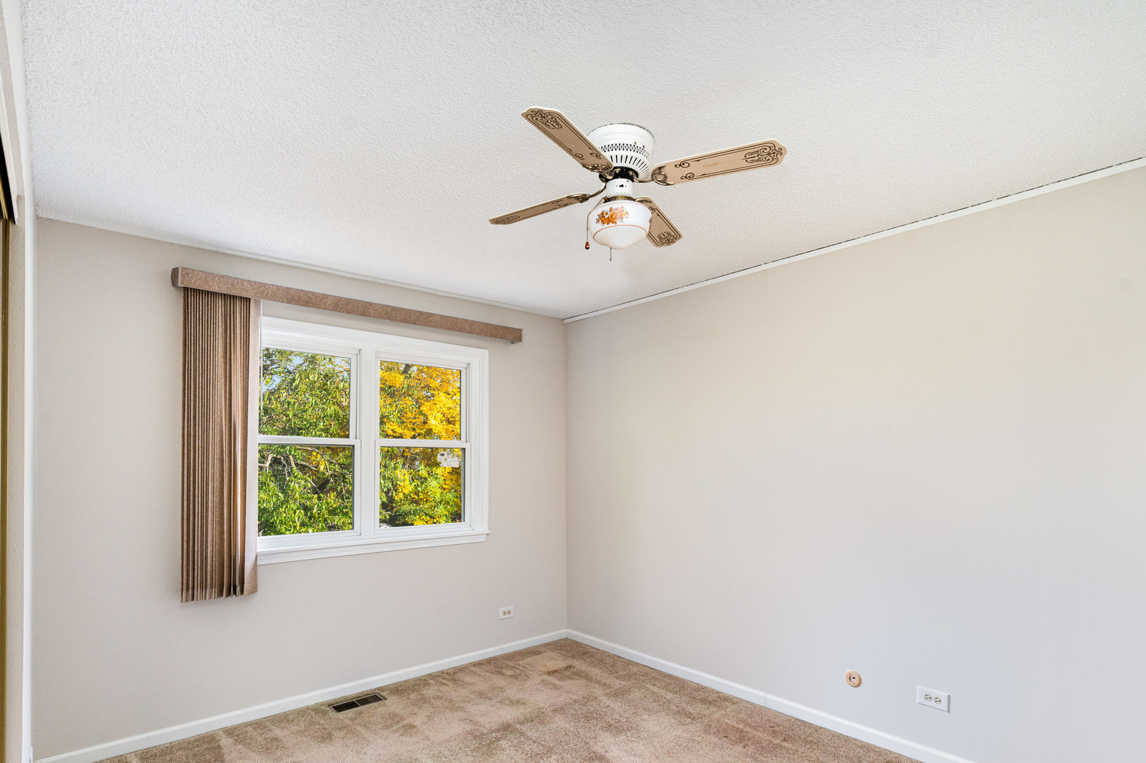 3875 Windjammer Lane, Hanover Park, IL 60133