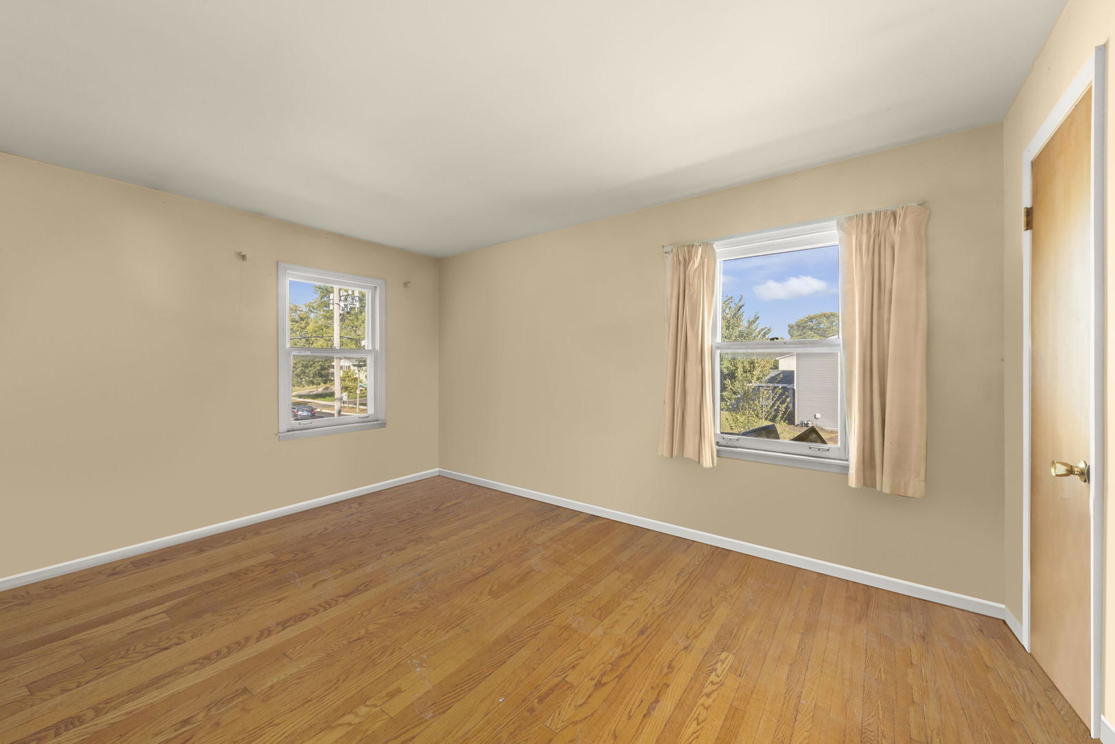 607 E Wilson Avenue, Lombard, IL 60148