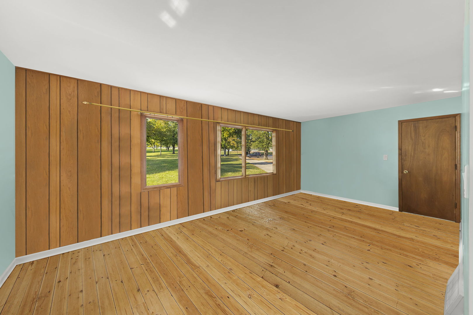 607 E Wilson Avenue, Lombard, IL 60148
